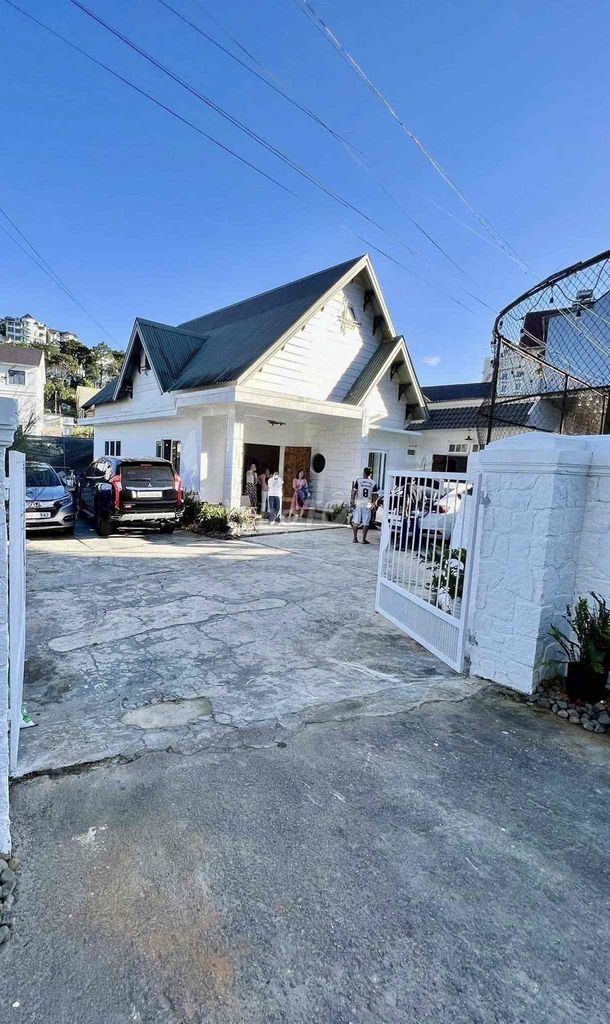 СРОЧНАЯ ПЕРЕДАЧА HOMESTAY С САДОМ НА УЛИЦЕ НАМ ХО