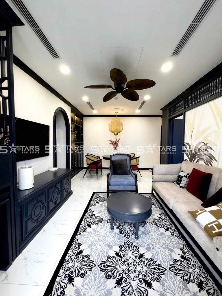 Фото 2: Элитная квартира 3 спальни 2 санузла Eco Green SaiGon, совершенно новая