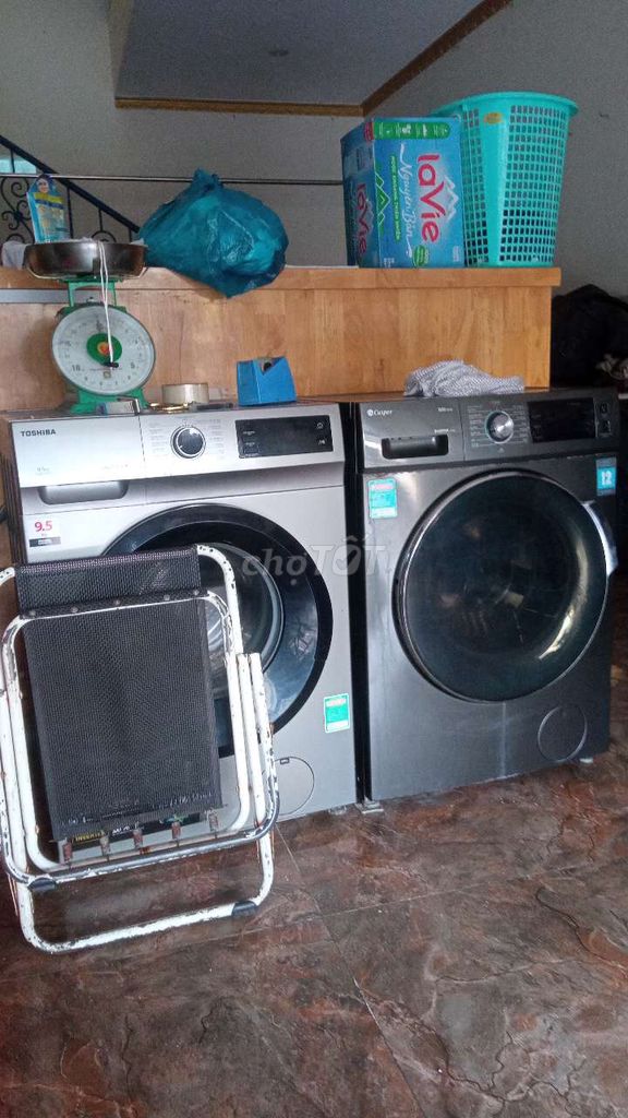 Фото 3: Стиральная машина Whirlpool с фронтальной загрузкой, серая