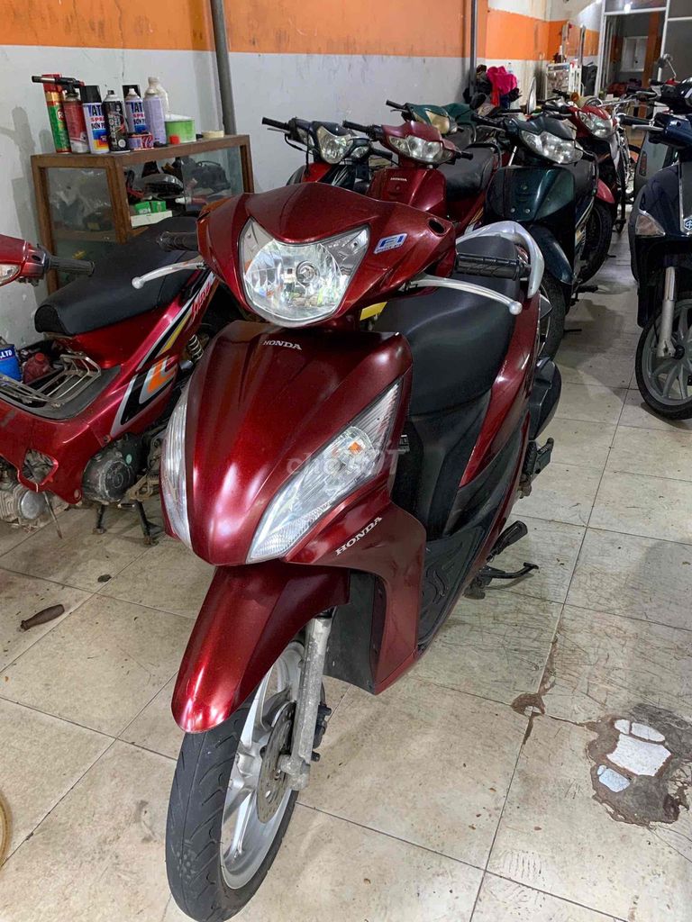 Honda Vision 2013 Красный-Черный