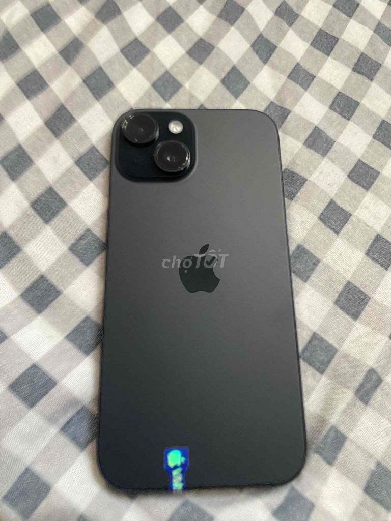 Фото 2: iPhone 15 128GB чёрный новый