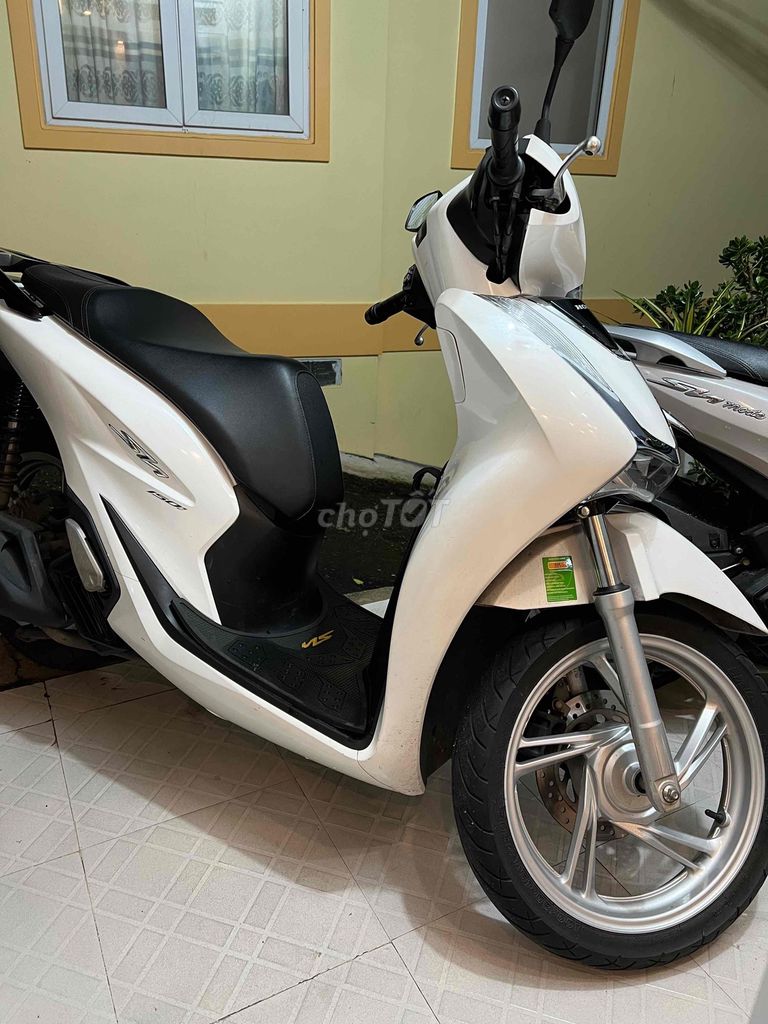Фото 2: Honda SH 150i ABS 2020 Белый