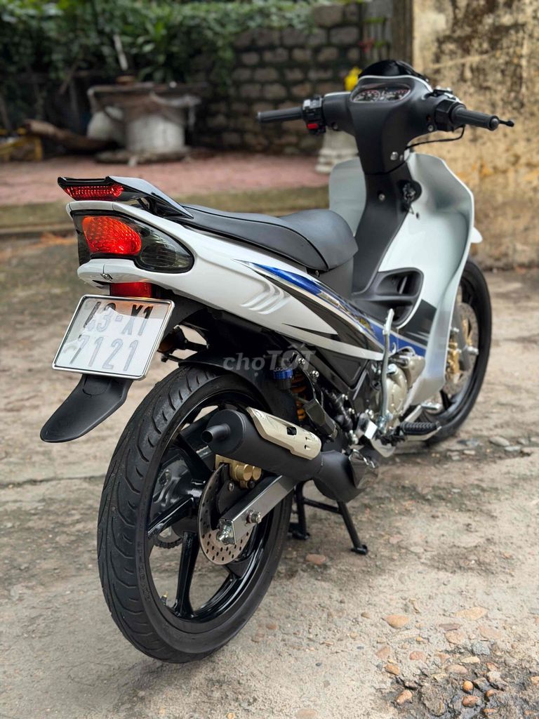 Фото 2: Yamaha cá mập trắng mới 100%