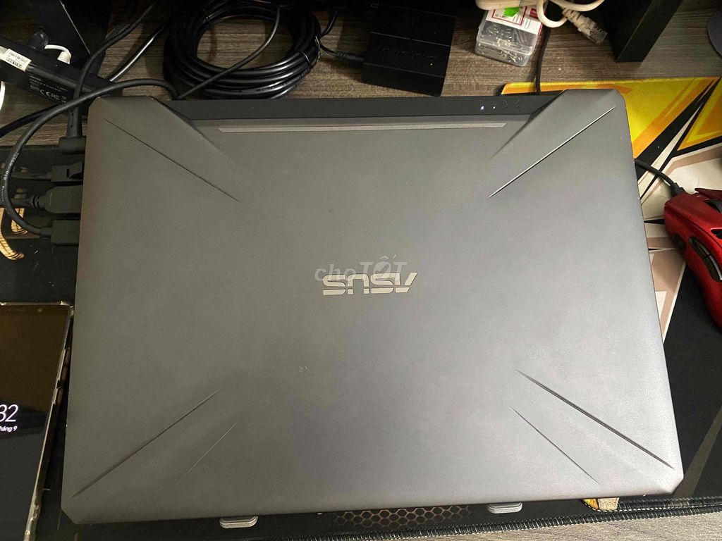 Фото 3: Asus TUF FX505DT Ryzen 5 3550H 16GB/512GB GTX1650