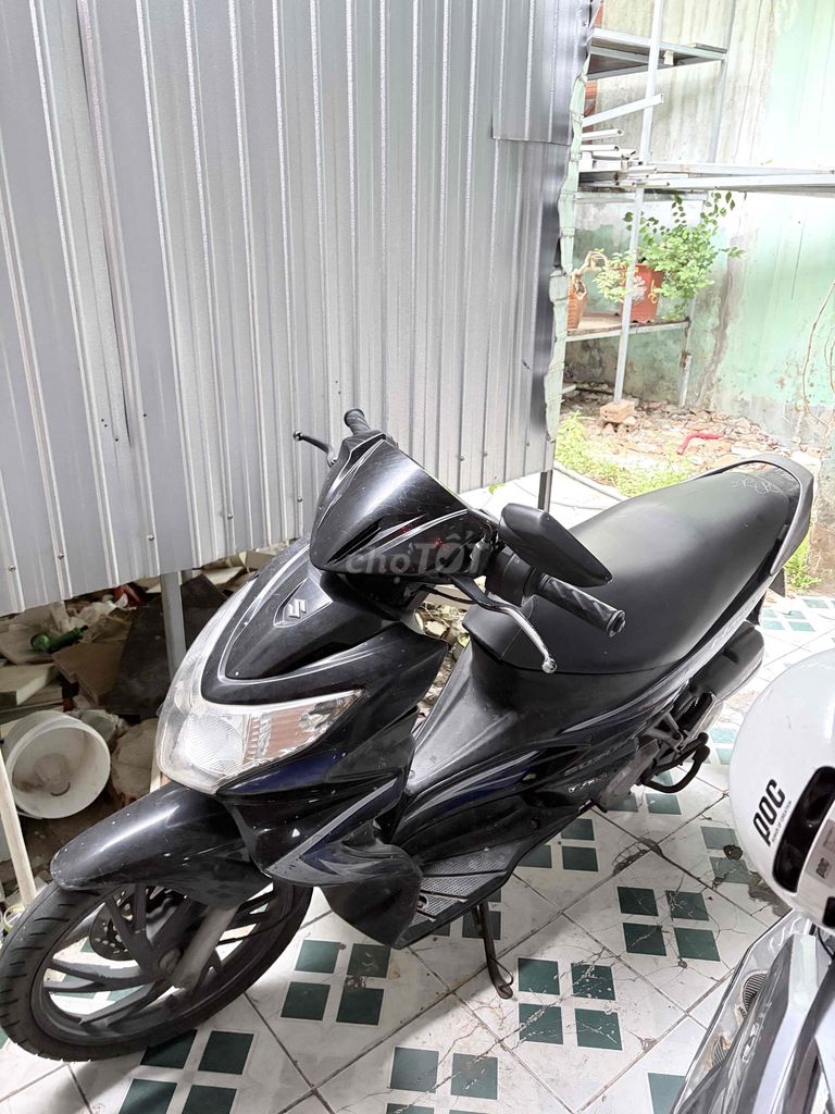 Suzuki Hayate 125 Черный