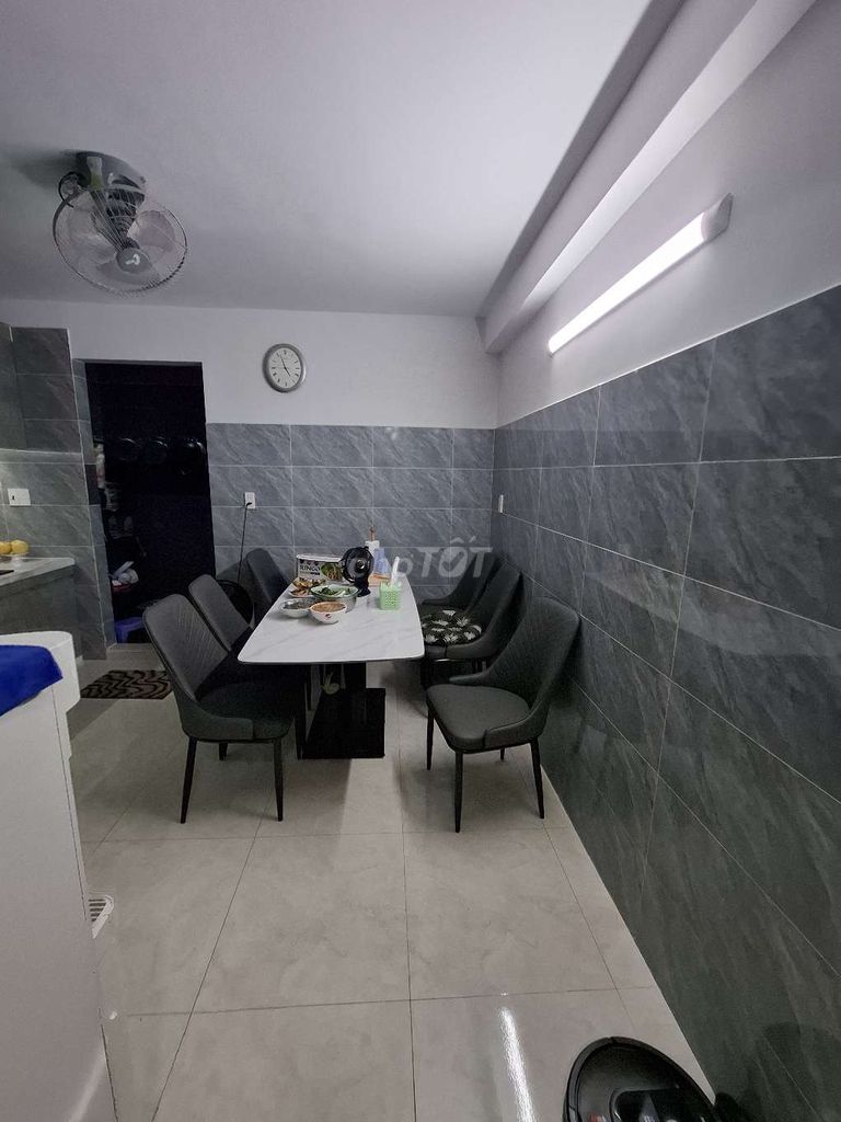 Фото 3: СОБСТВЕННИК. ДОМ 4 ЭТАЖА 60М² ФАСАД НА АСФАЛЬТИРОВАННОЙ УЛ. 8М РЯДОМ С AEON TÂN PHÚ 10,8 МЛРД