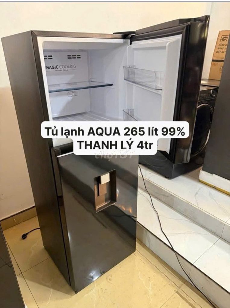 Холодильник AQUA 256 литров Черный, еще новый