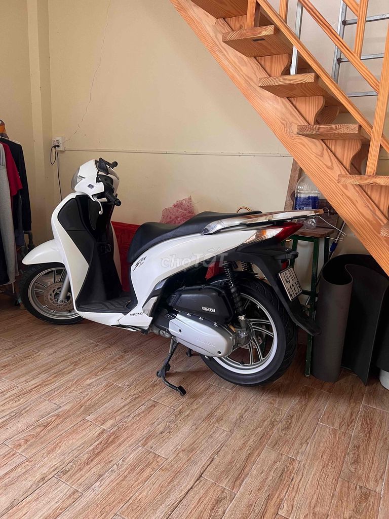 Honda SH Việt 2015 Белый 53 000 км