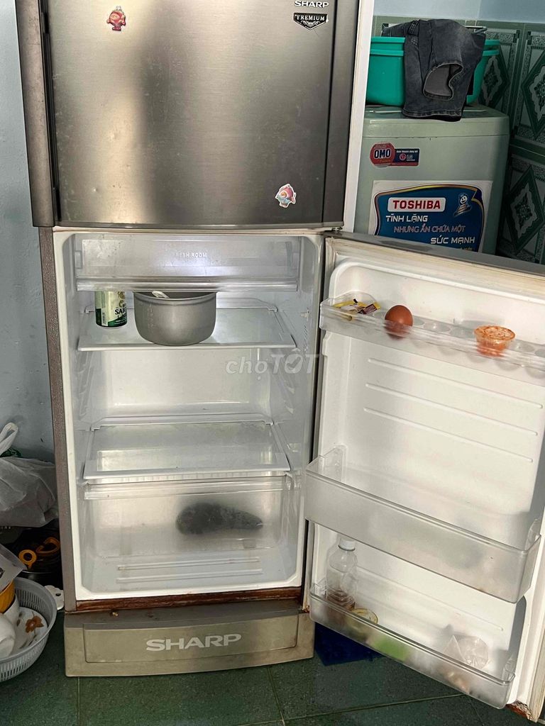 Tủ lạnh Sharp Xám