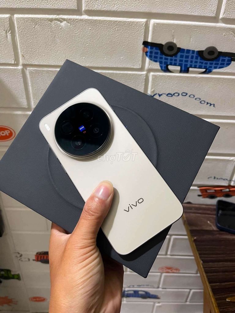 Vivo X300 Pro 16GB/512GB chính hãng bán hay gl