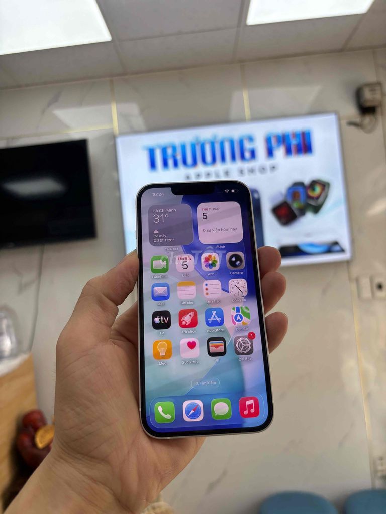 Фото 2: Apple iPhone 13 128GB Белый Международная версия