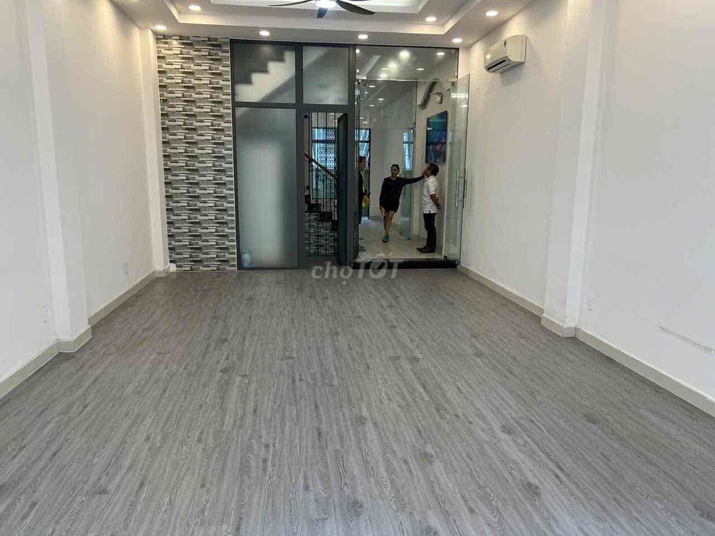 Фото 2: 🐳★ Городской дом Cityland Center Hills (5x20 м, 1 первый этаж + 3 этажа) район Нгуен Оань