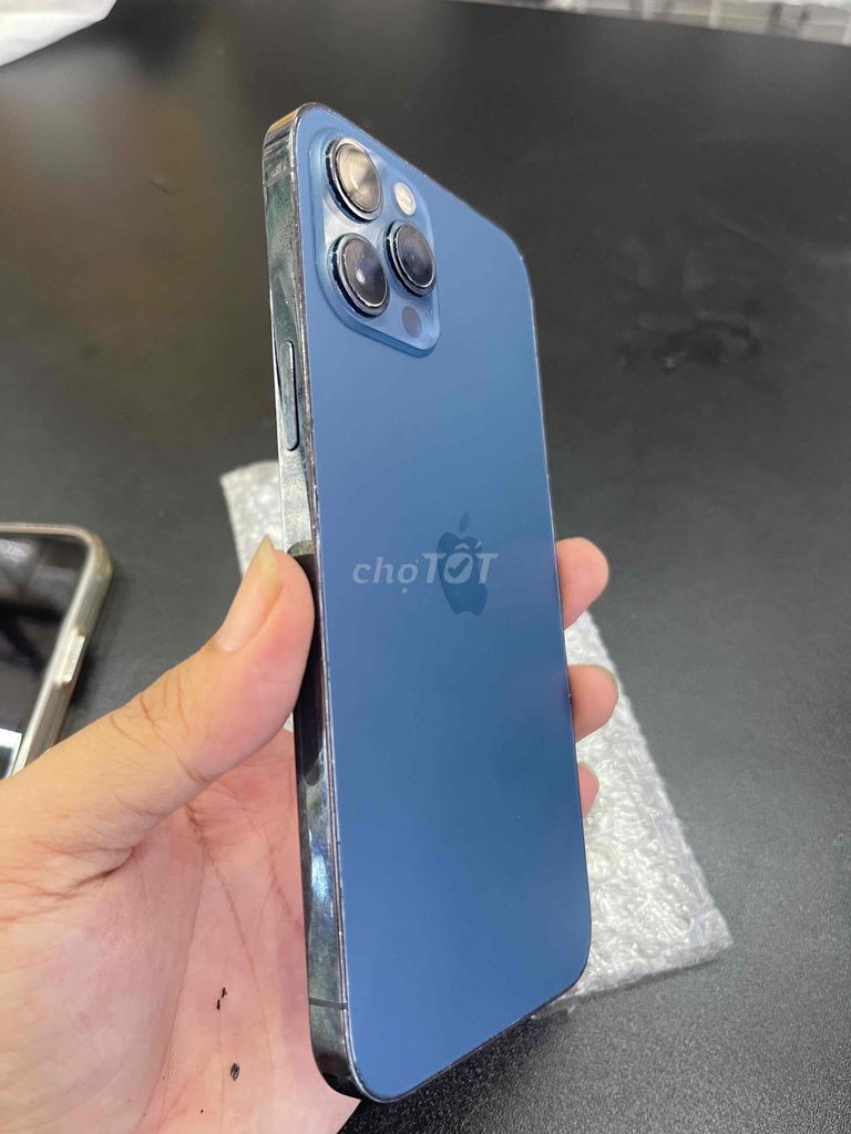Фото 2: Apple iPhone 12 Pro Max синий
