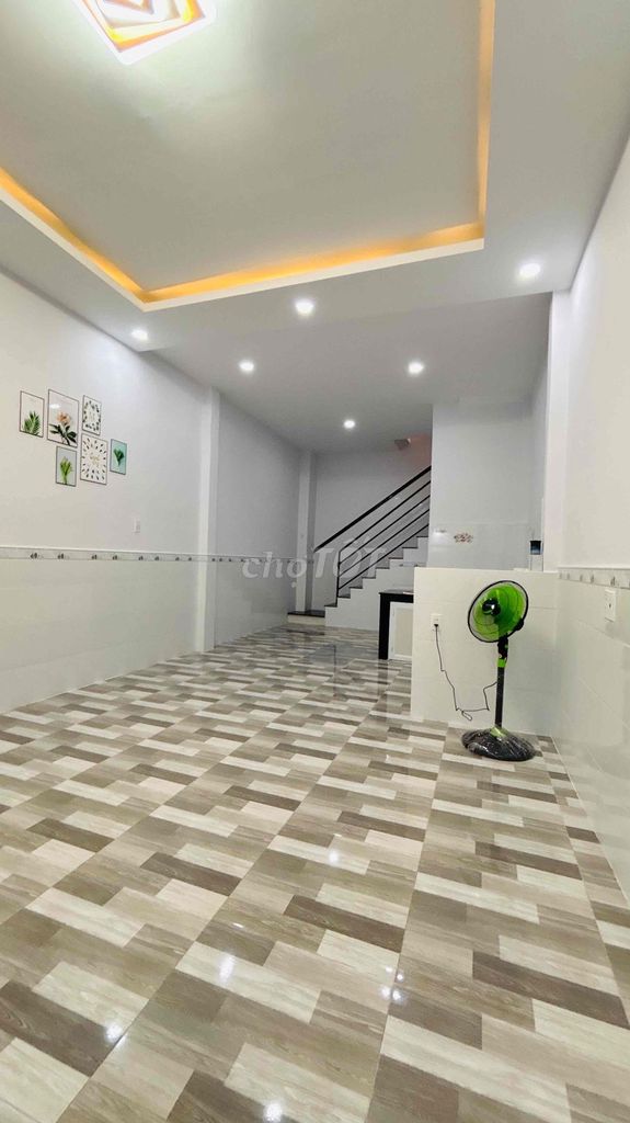 Фото 3: Продаётся недорогой дом в Бинь Чи Донг, 2 этажа, 44 м², монолитный, всего 3,75 млрд, 2 спальни