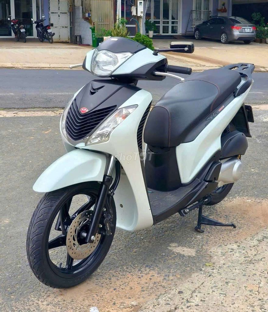 Honda SH Ý 106 регистрация 2012 Белый 14000 км