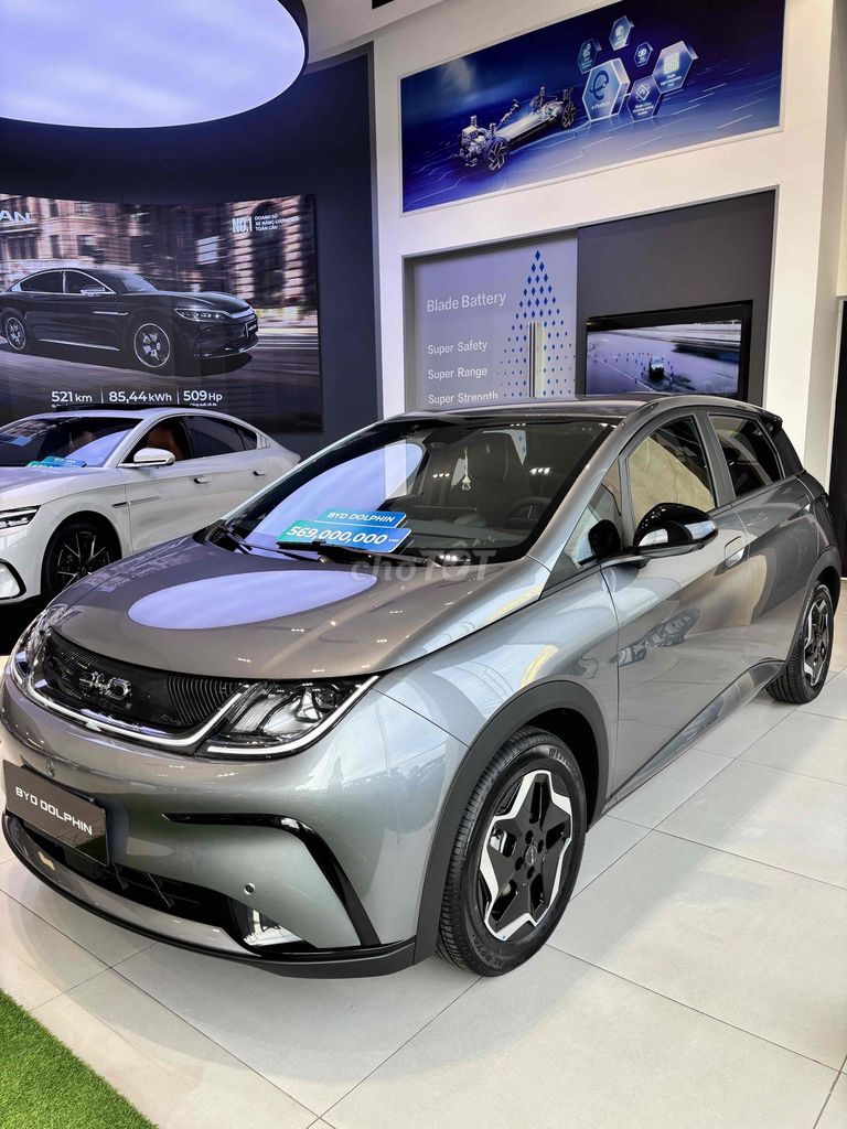 Фото 2: BYD Dolphin 2026 Серый, автомобиль в наличии в августе, полная комплектация