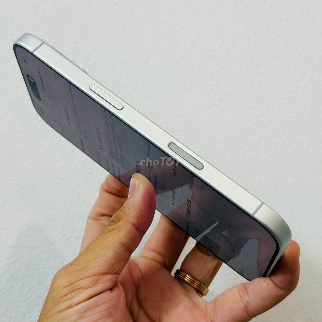 Фото 2: Apple iPhone 17 256GB Серебристый 9x