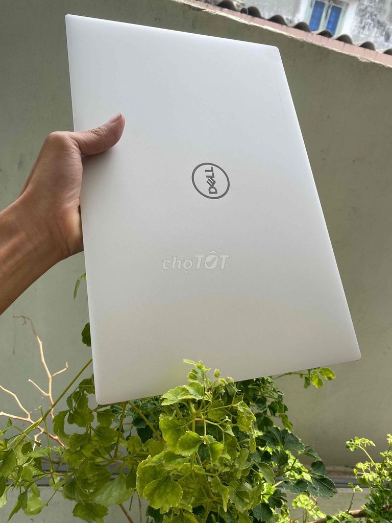 Dell XPS 15 9510 i7 11800H 16GB/512GB 15.6 дюймов 4K