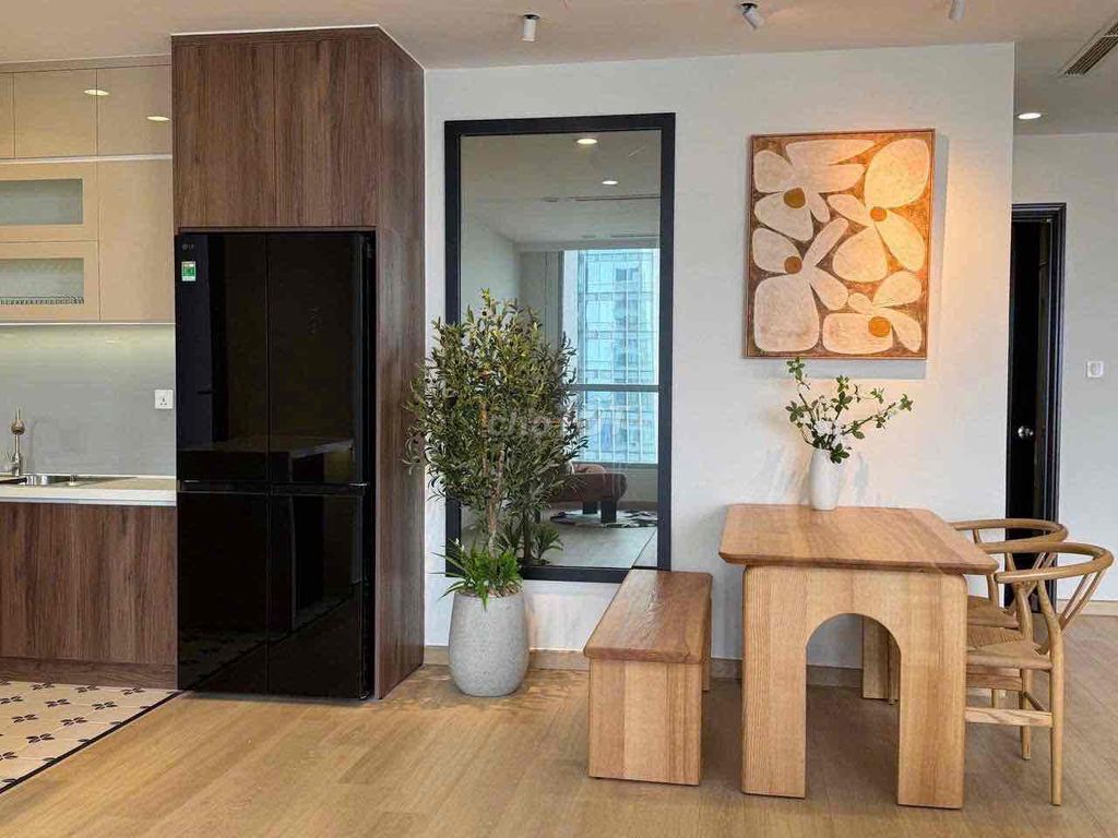 Фото 3: ОТКРЫТИЕ КВАРТИРЫ В ЖИЛОМ КОМПЛЕКСЕ С НОВОЙ МЕБЕЛЬЮ VINHOMES CENTRAL PARK
