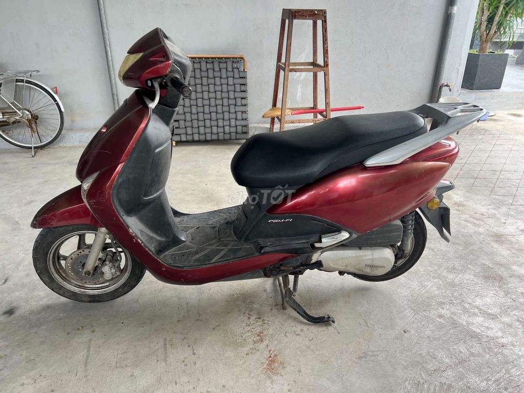 Фото 3: Honda Vision FI 2025 Красный 47088 км