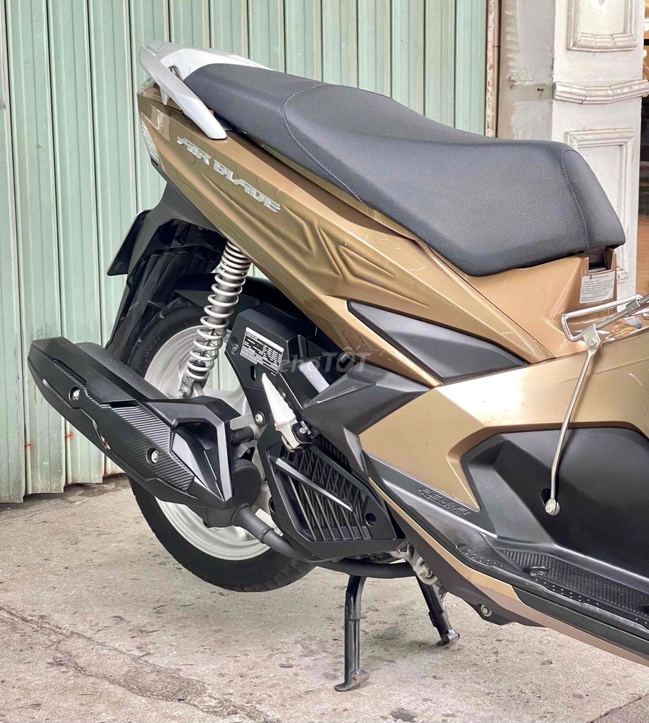 Фото 3: Honda Airblade 125/2016