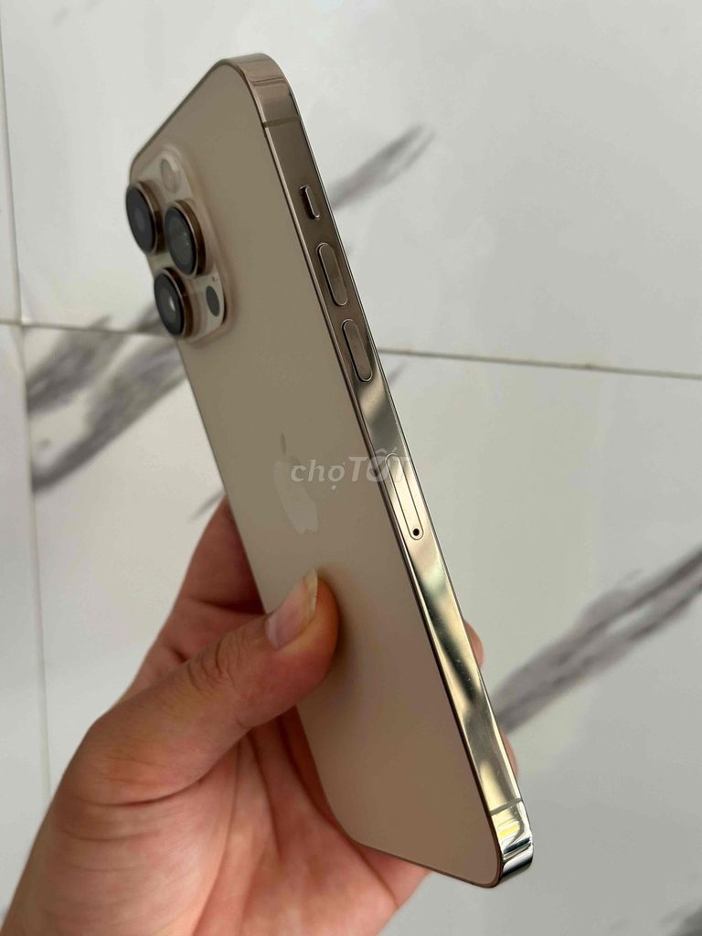 Фото 2: Apple iPhone 14 Pro Max 256GB Vàng 99% keng