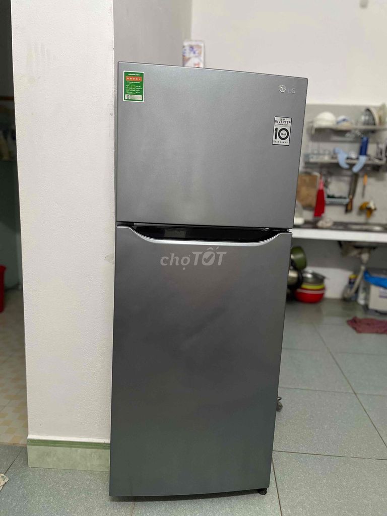 Холодильник LG Inverter 185L серый, без ремонта