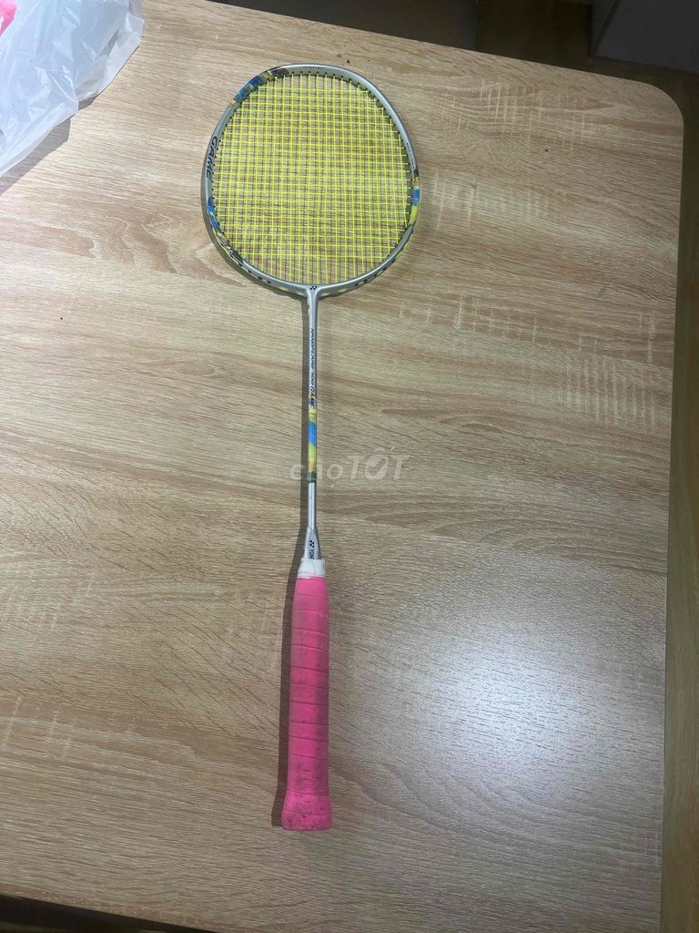 Ракетка для бадминтона Yonex Nanoflare 700 Game Серебристая