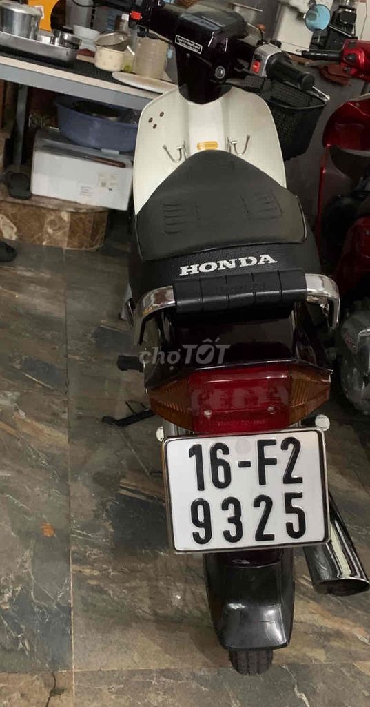 Honda Dream II Белый, Красный, Бензин