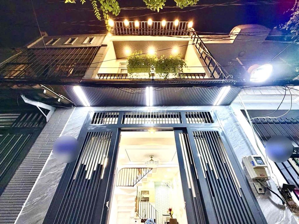 🏡 Рядом с супермаркетом Lotte Nguyễn Văn Lượng, Го Вап — красивый 2-этажный дом — 30 м²