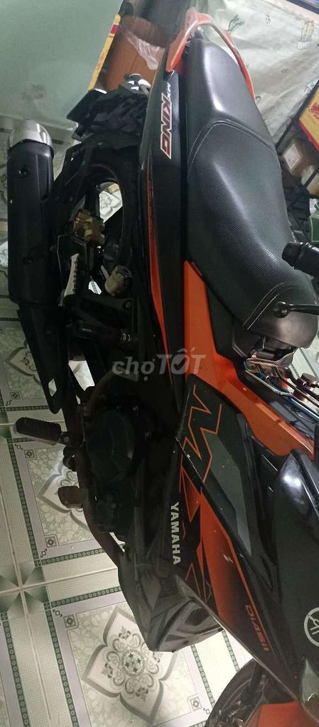 Фото 3: Yamaha Exciter 150 чёрно-оранжевый