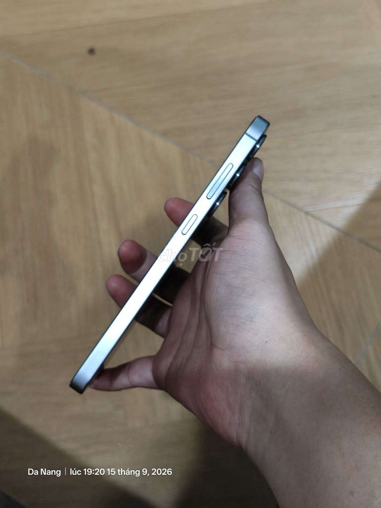 Фото 3: Samsung S25 Plus 12/256 Отличный, дешево, забирайте