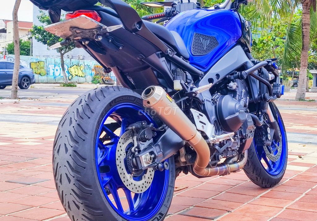 Фото 3: Yamaha MT09 2025 Xanh 15 km