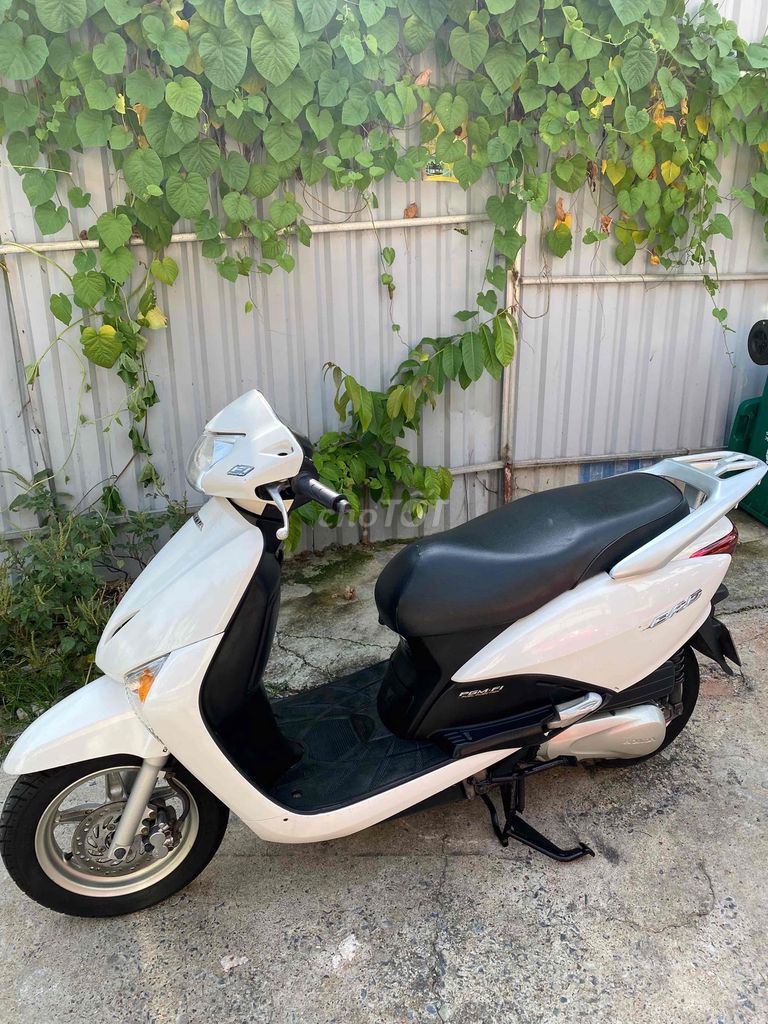 Honda Lead fi 110, номер 72, 2012 год, красивый