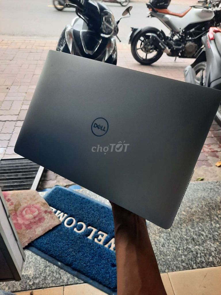 Dell XPS 13 9380 i7-8565U 16GB 4K Серый