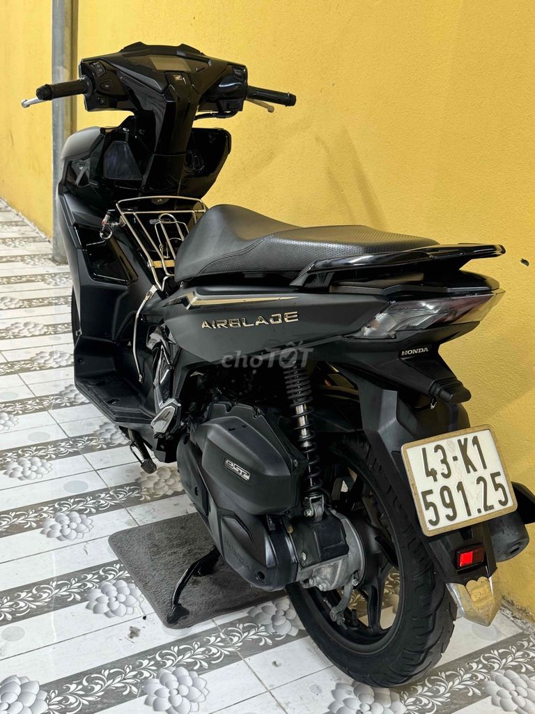 Фото 3: Honda Air Blade 125 2022 Черный