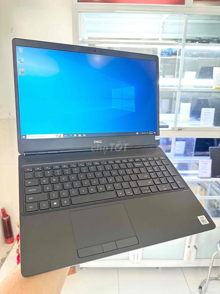 Dell Precision 7550 i7 RTX 3000 Американская версия, как новая