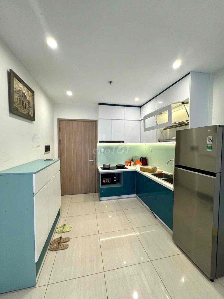 Фото 3: Сдается квартира 2 спальни с полной меблировкой, красивая, Vinhomes Grand Park, район 9