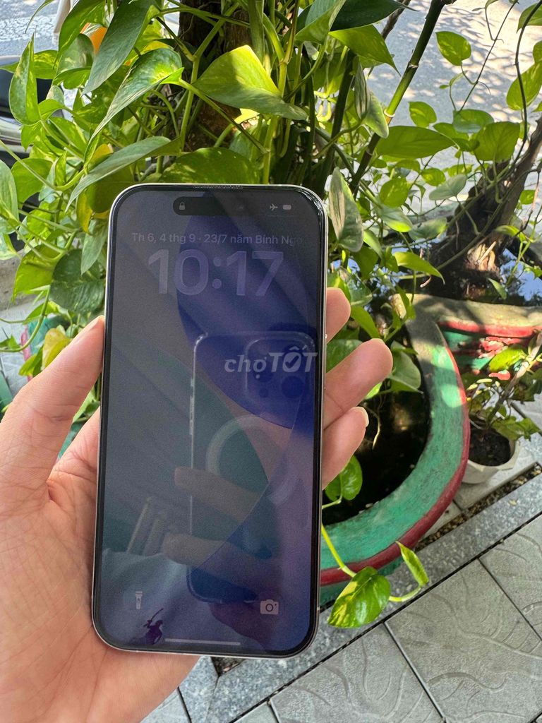 Фото 3: Apple iPhone 15 Pro 128GB Белый 87%