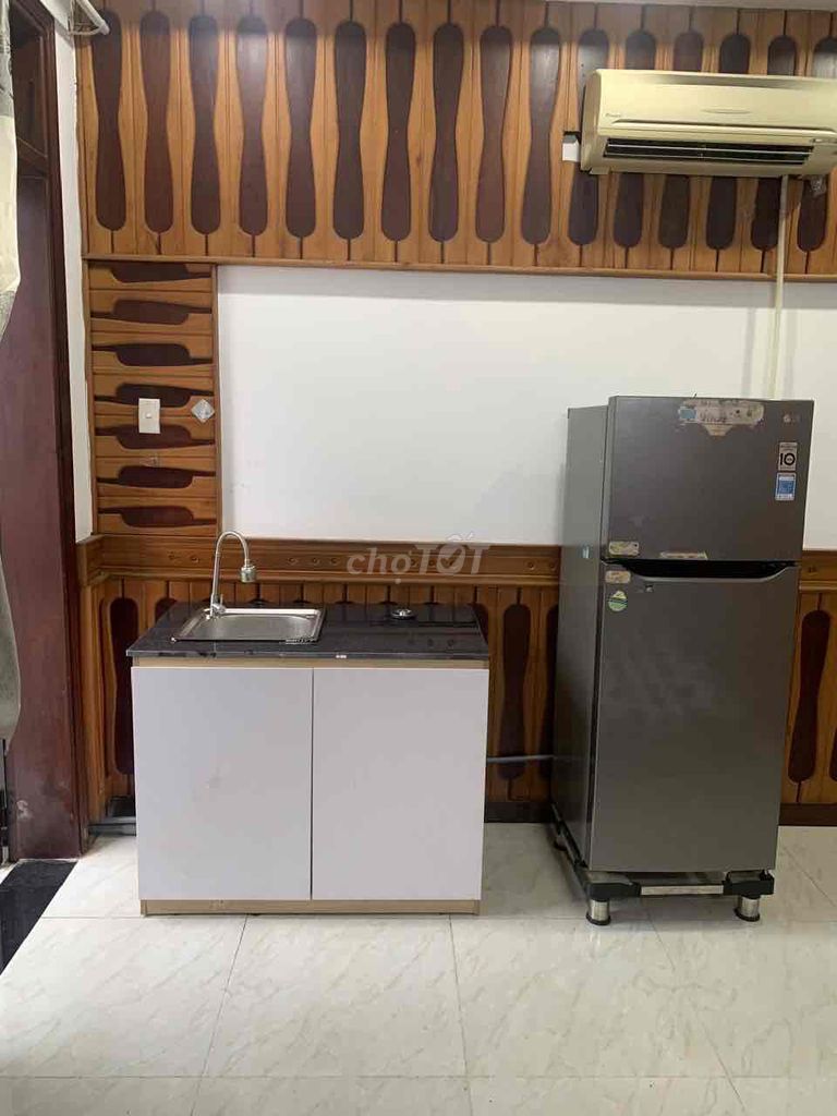 Фото 3: ДОМ В АРЕНДУ Q7. Улица Лам Ван Бен. Тан Куи. Площадь: 9x25м. Дом 1 этаж 1 второй этаж