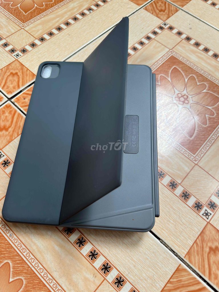 Фото 3: Клавиатура WIWU Combo Touch серая для iPad 10.9/11 дюймов