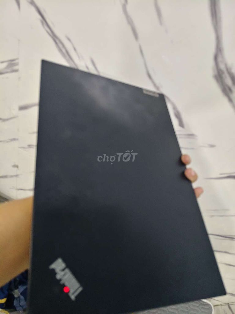 Фото 3: Lenovo ThinkPad i5-10210U 8GB/256GB SSD Черный