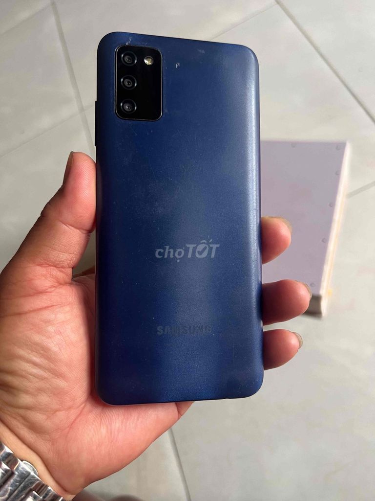 Фото 2: Samsung Galaxy A03s синий, большой, мощный, четкий