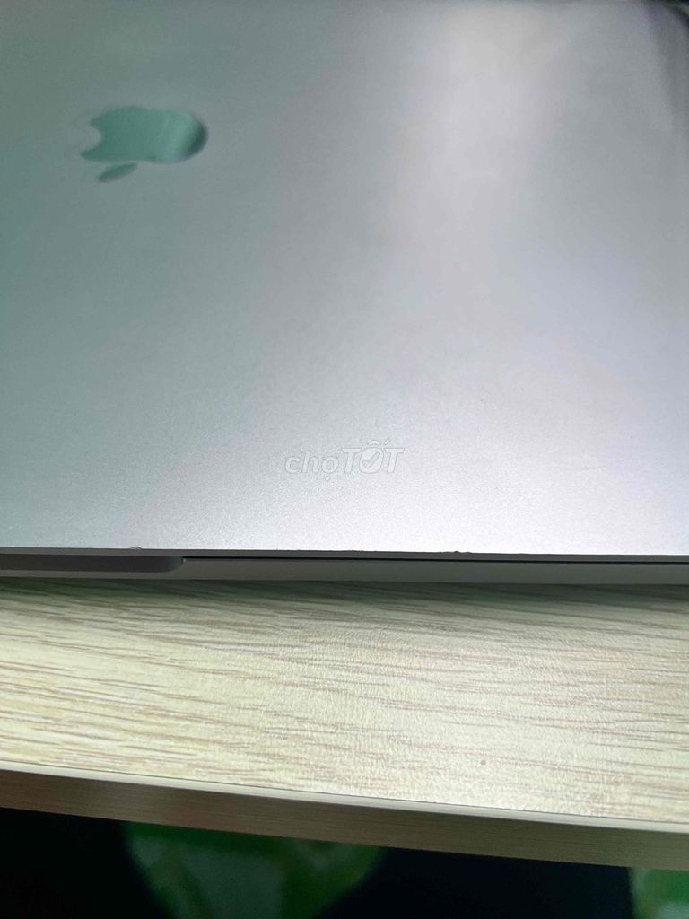 Фото 3: Apple MacBook Pro 2019 i7 16 inch 16GB/500GB Серый