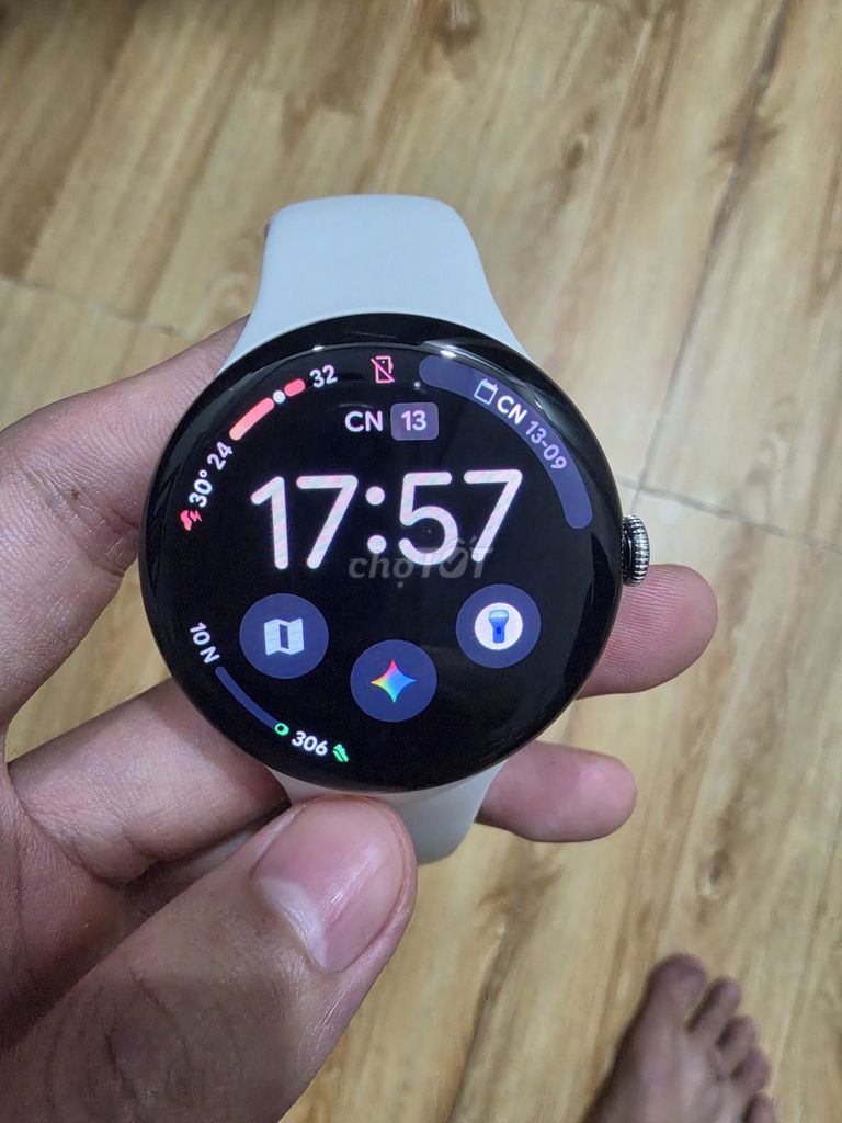 Фото 2: Google Pixel Watch 5 45 мм Белый Wi-Fi