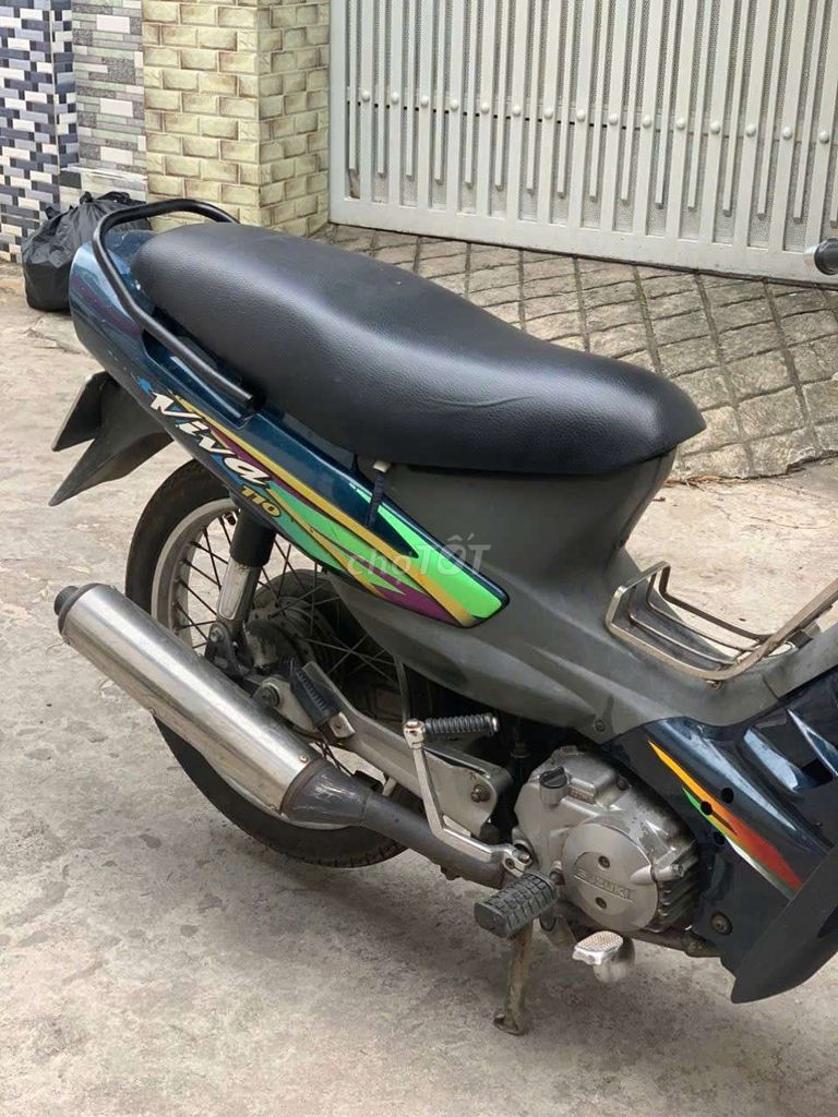 Suzuki Viva 2004, синий, механическая коробка передач