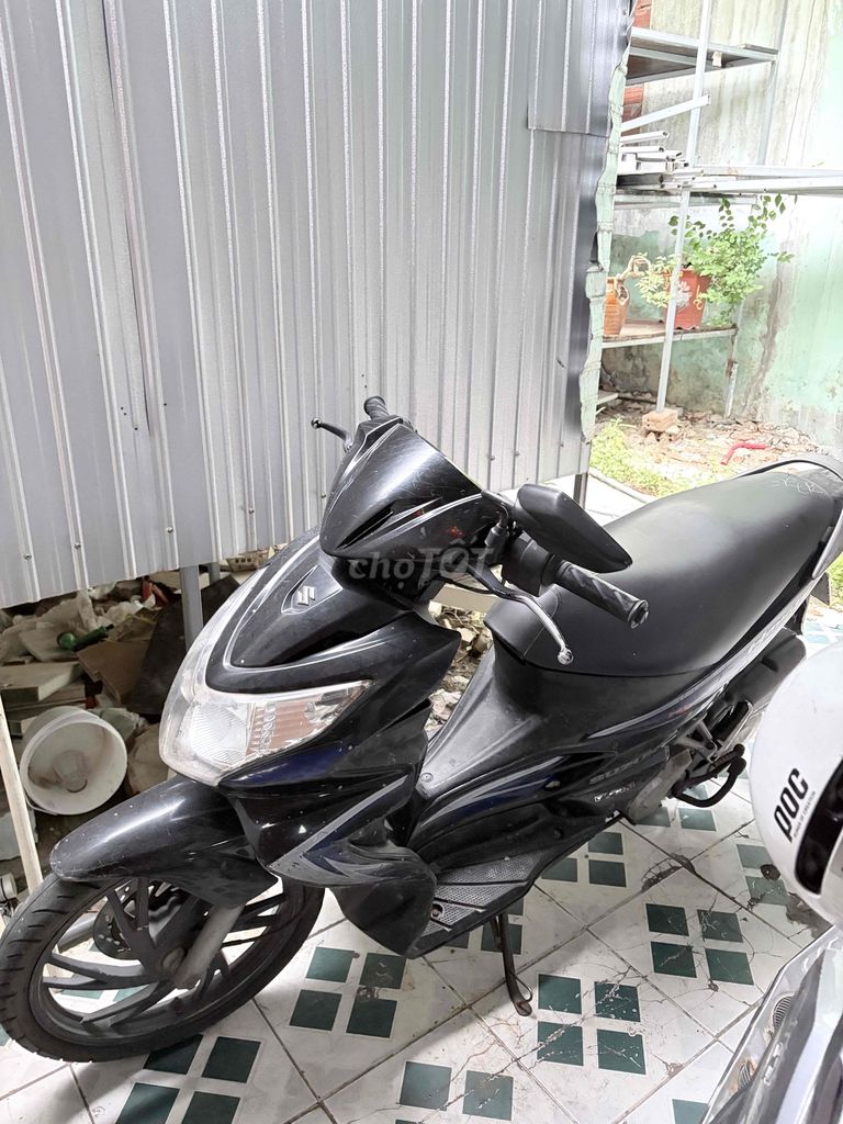 Фото 3: Suzuki Hayate 125 Черный