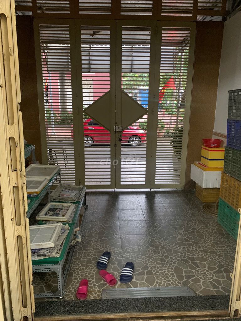 Фото 3: Аренда помещения на первом этаже городского дома напротив жилого комплекса Cityland P10, Го Вап