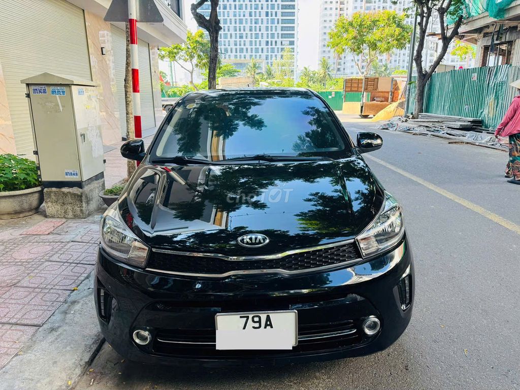 Kia Soluto Luxury 2021 черный 44000 км отличное состояние