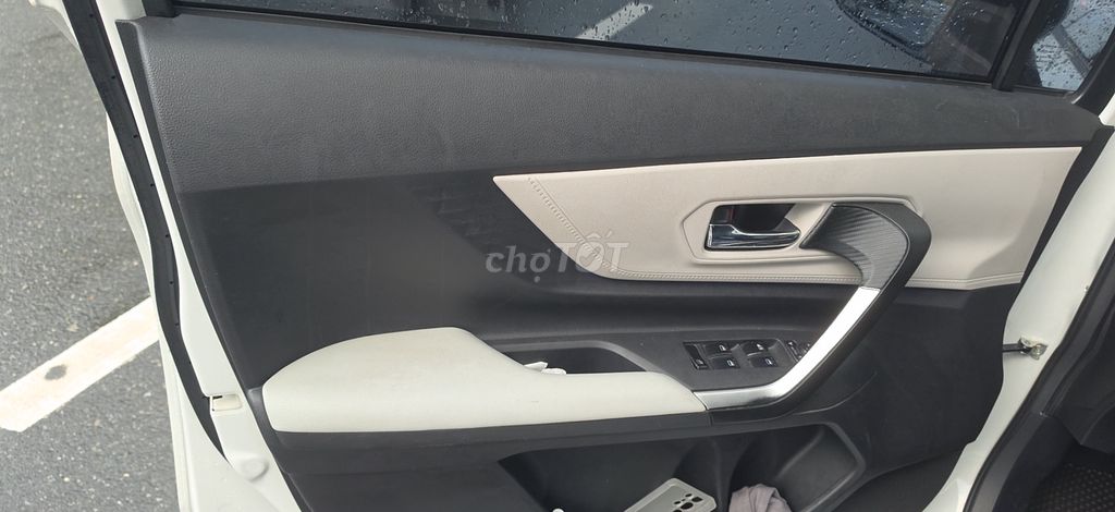 Toyota Veloz Cross Top 2025 белый 7 мест 41 000 км